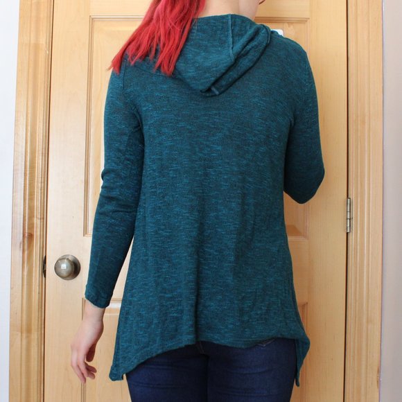 Rue 21 Long Sleeve - Picture 2 of 5